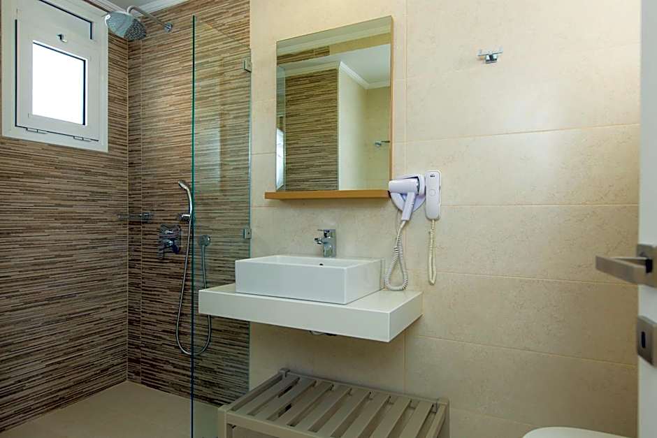 Trefon Hotel Apartments and Family Suites