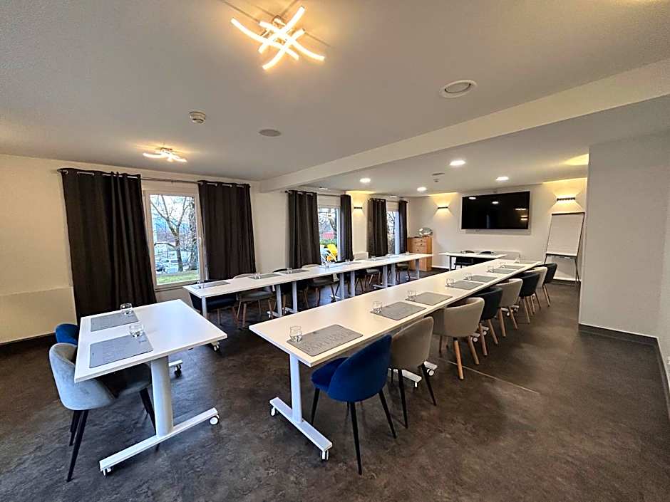 Kyriad Bellegarde - Genève