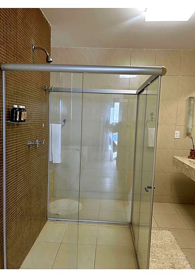 Casa Ilha| beira mar, piscina aquecida, 4 suítes