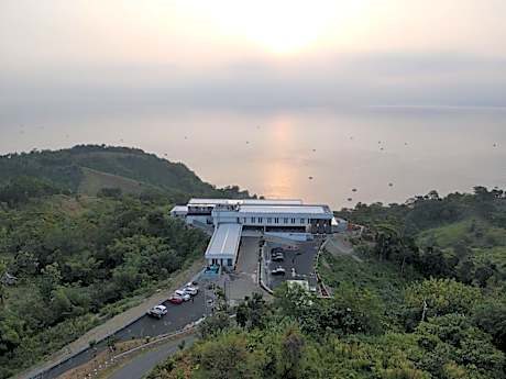 Laska Hotel & Resort Ciletuh