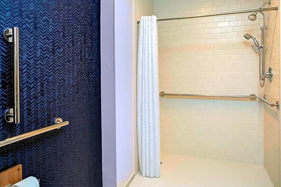 Fairfield Inn & Suites by Marriott Virginia Beach Oceanfront