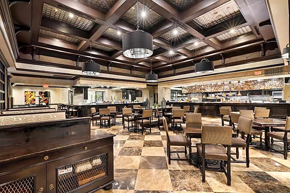 Beachside Resort & Residences