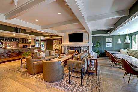 Sonoma Valley Inn, Tapestry Collection by Hilton