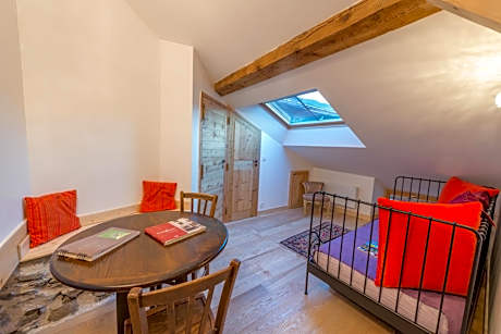 Triple Room with Mountain View