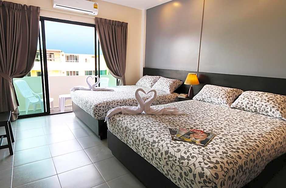 THE BEACH CHA AM Residence