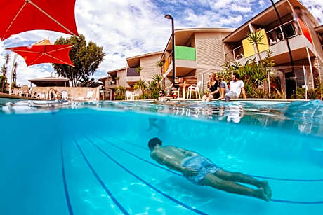 Onslow Beach Resort