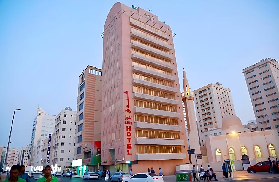 Al Sharq Hotel