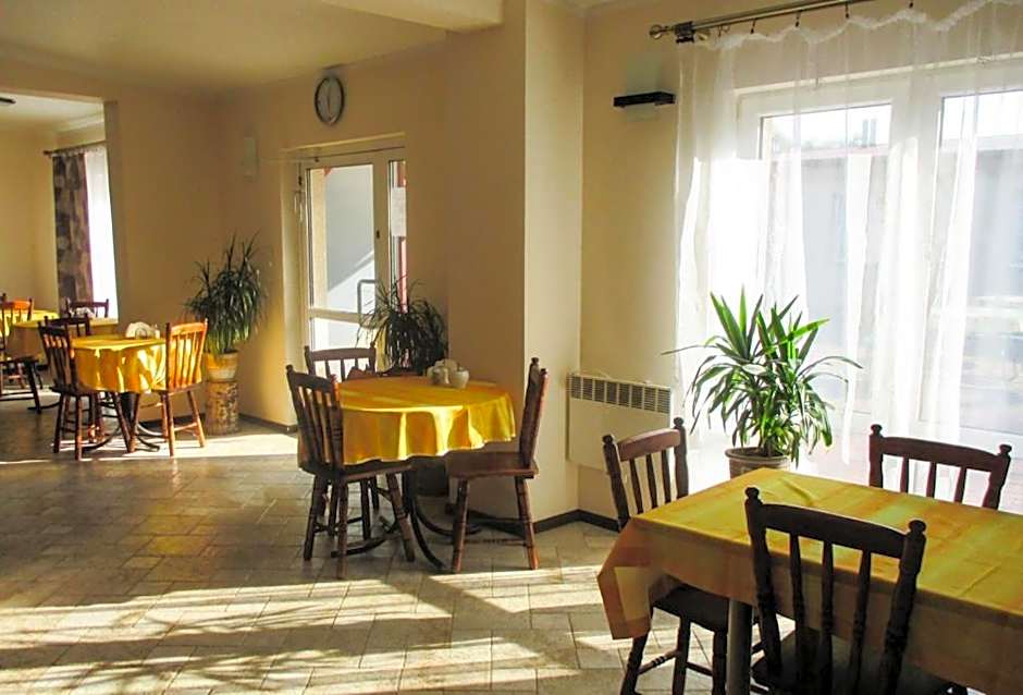 Hostel Rest