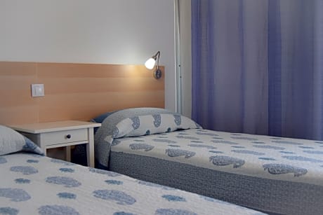 SUPERIOR 1 BEDROOM (2 PEOPLE)