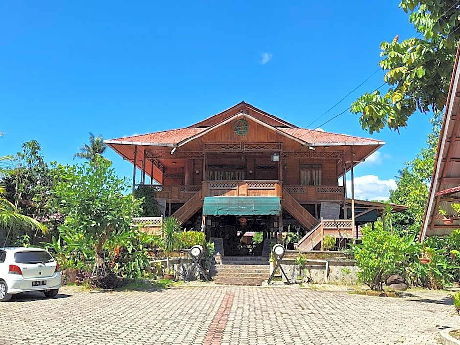 Palanta Roemah Kajoe Syariah Villa