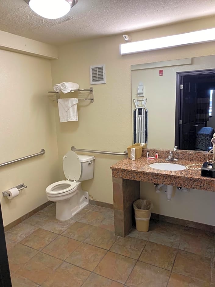 Days Inn by Wyndham Oklahoma City/Moore