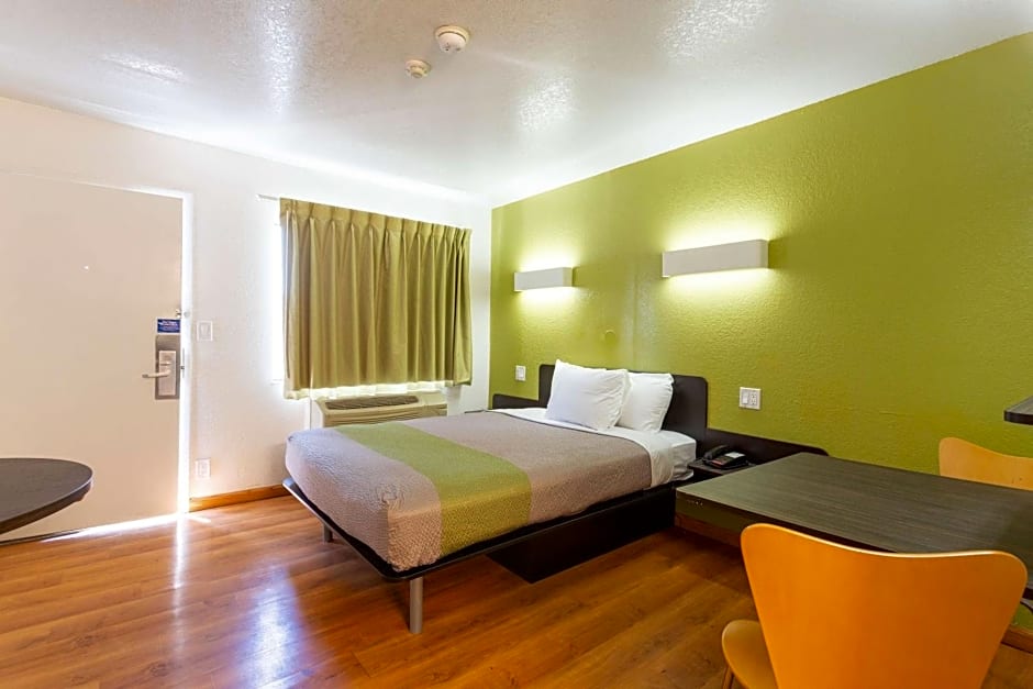 Motel 6-Camp Springs, DC - South Camp Springs