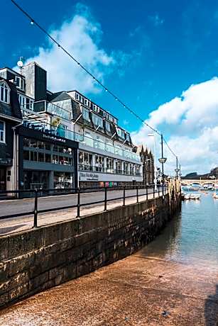 Portbyhan Hotel