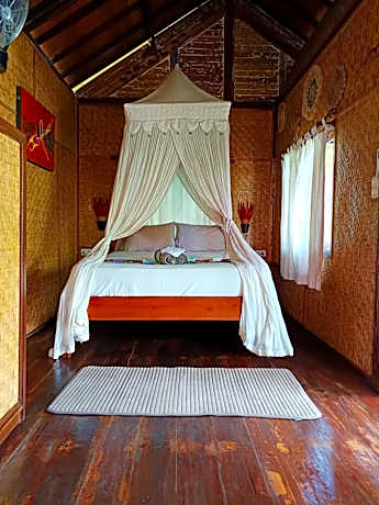 Cottage with Garden View