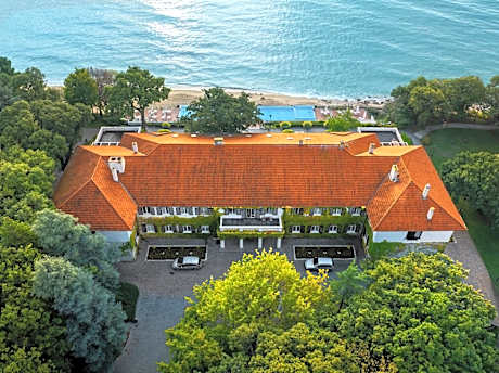 HVD Boutique Hotel Oasis - Private Beach & Free Parking