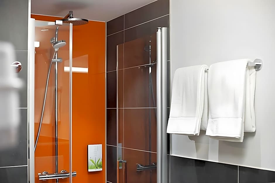 CAMPANILE DUISBURG CITY