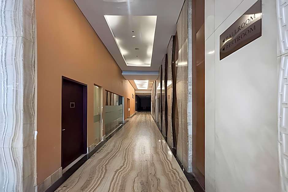 GRAND ALLISON HOTEL