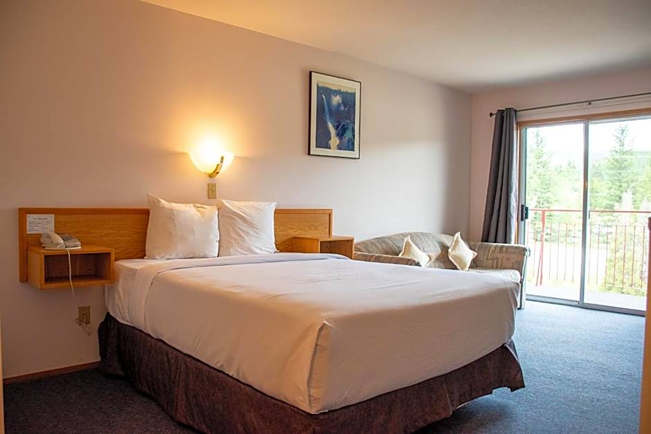 Super 8 by Wyndham Clearwater BC