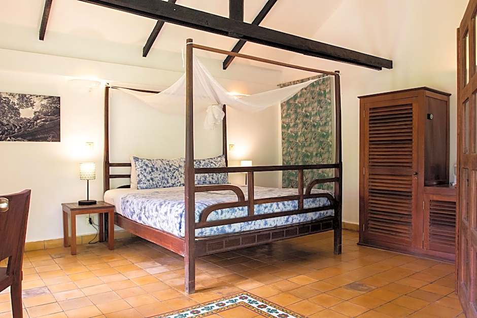 Sambor Village Hotel