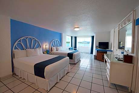 Double Suite with Lake View