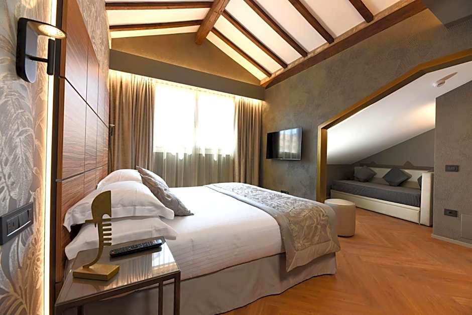 Rosa Salva Hotel