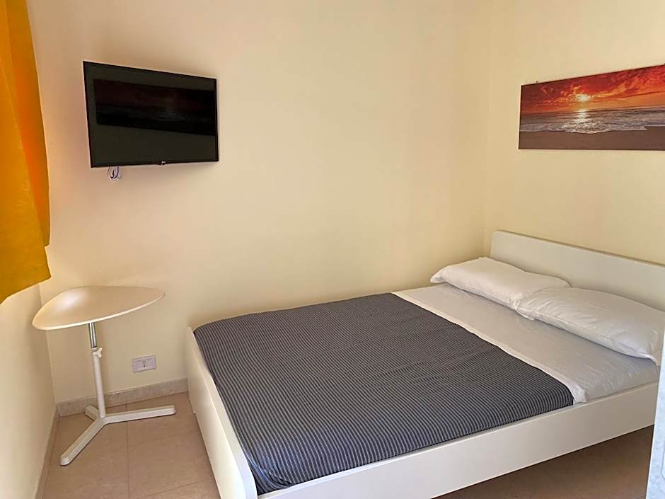 VILLA ADELAIDE SUITE & ROOM