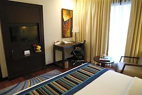 Deluxe Room nonsmoking