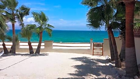 Baja Joe's Hotel