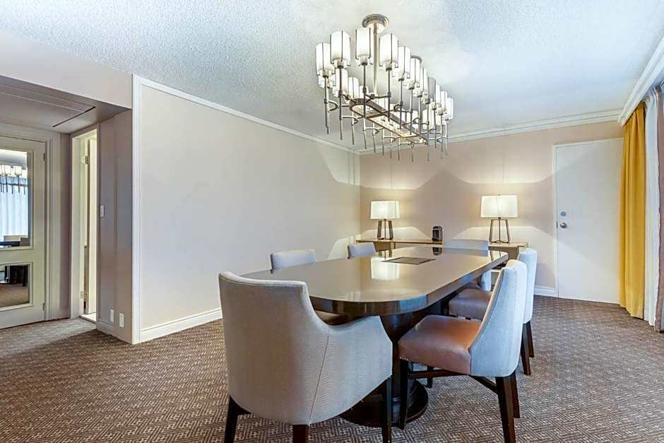 Omni Mont-Royal Hotel