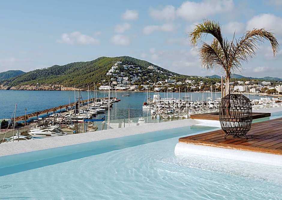 Aguas de Ibiza Grand Luxe Hotel