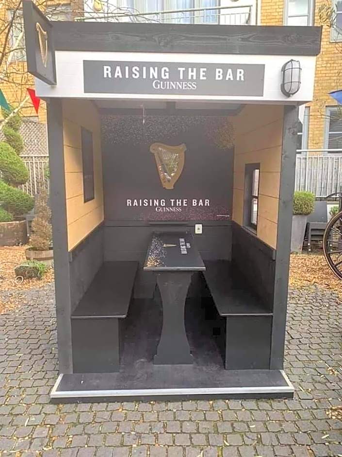 The Heights Bunkhouse