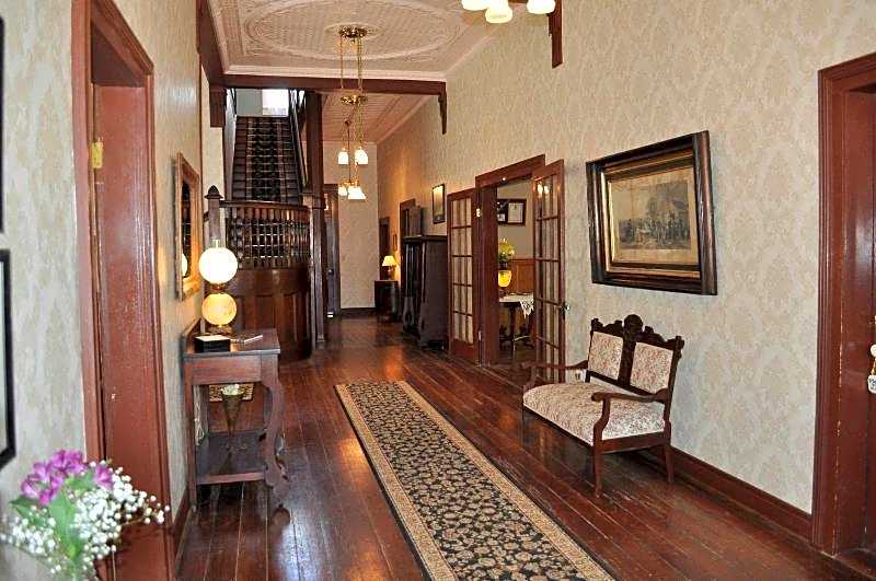 Kennedy Manor B&B
