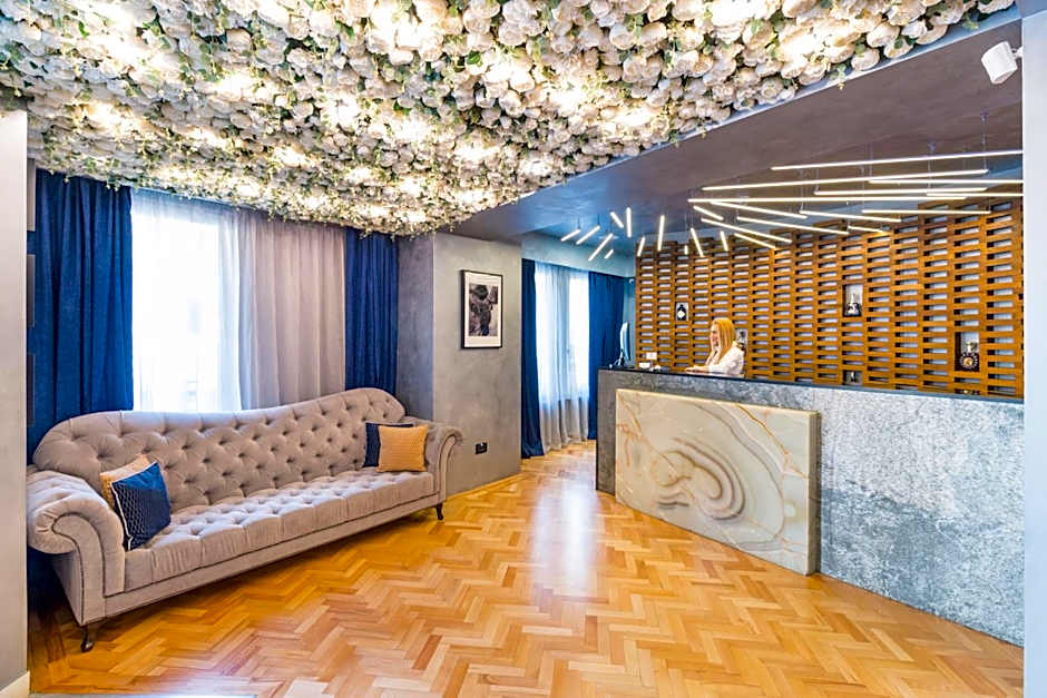 Venis Boutique Residence