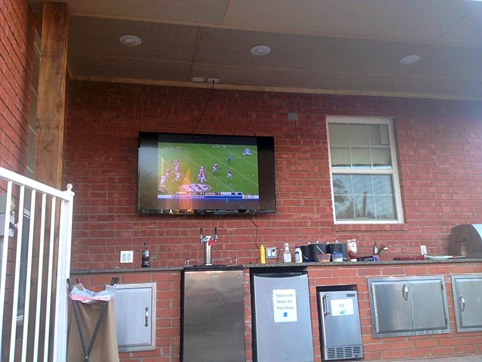 Woodrow House Bed & Breakfast