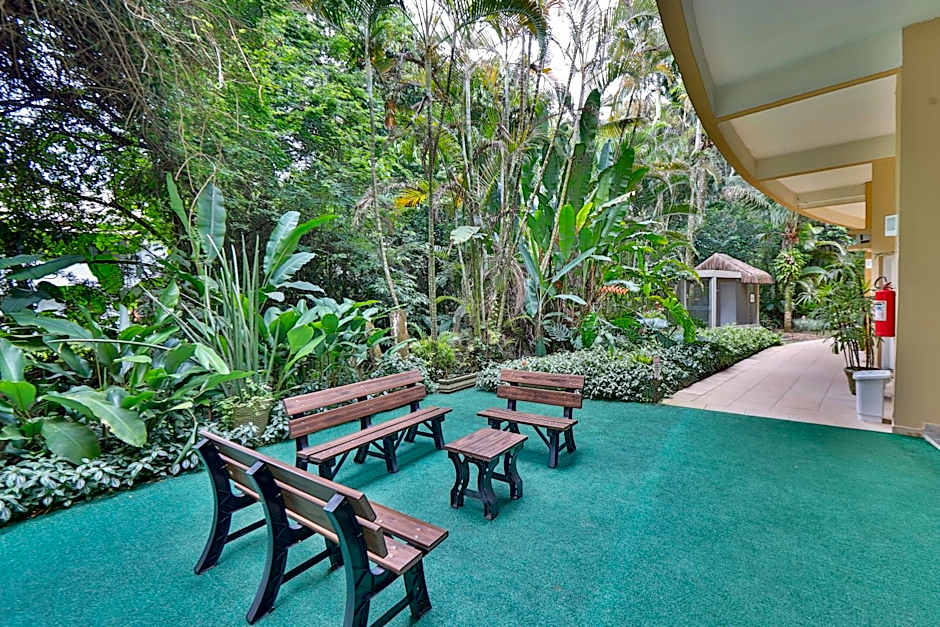 Fabuloso flat 243 Amarílis 2 piscinas climatizadas, carregador veiculo elétrico Riviera de São Lourenço, Bertioga Apartamento Duplex inteiro, cozinha equipada completa, serviço de praia, limpeza e trocas diária de toalhas, wi-fi 500mb