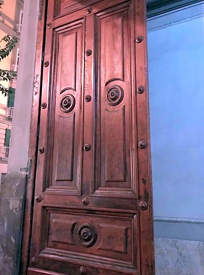 Downtown Napoli b&b - e si nun canto moro