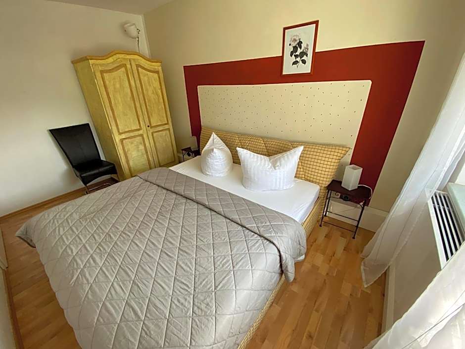 Aparthotel " Zur Müritz"