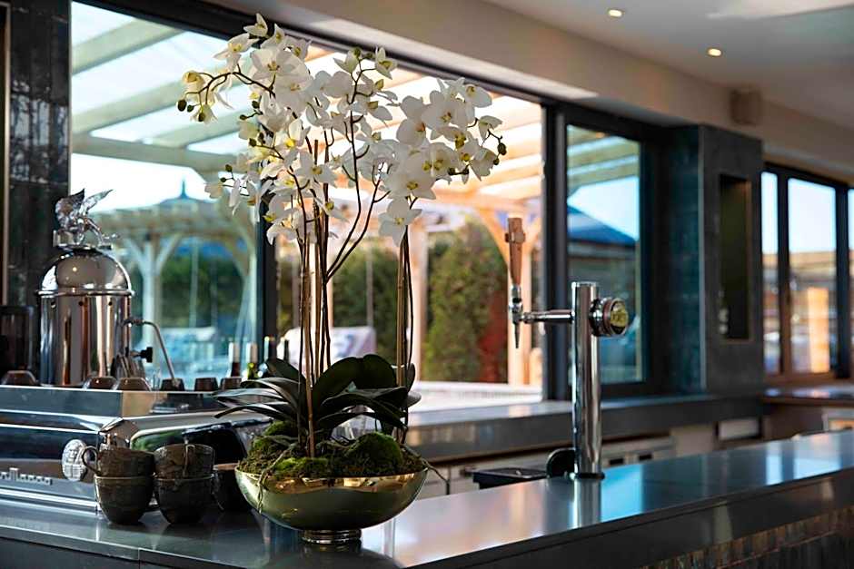 Manor House Hotel, Alsager