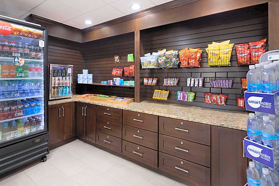 La Quinta Inn & Suites by Wyndham Kennesaw