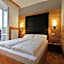 GOLDEN STAR - Premium Apartments