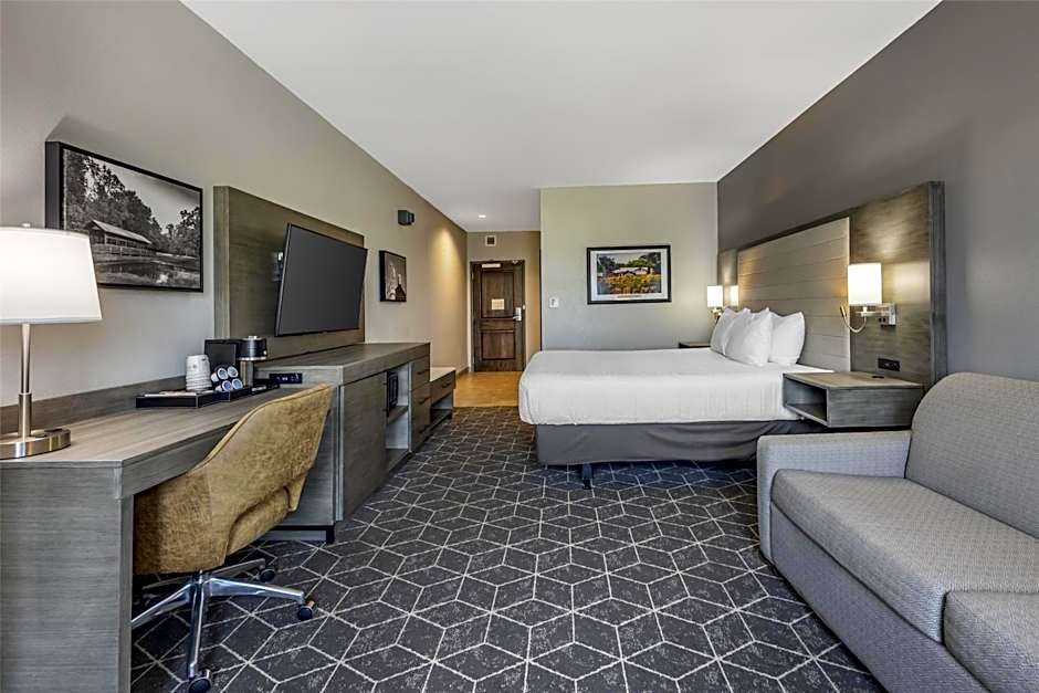 Best Western Plus Lawrenceburg