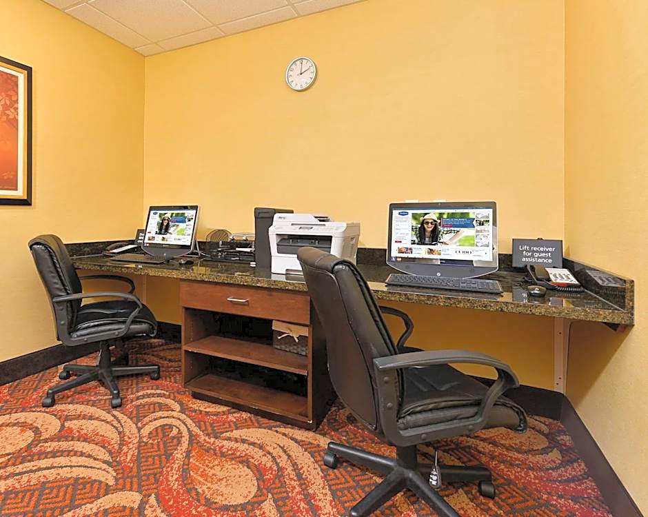 Hampton Inn By Hilton Clinton