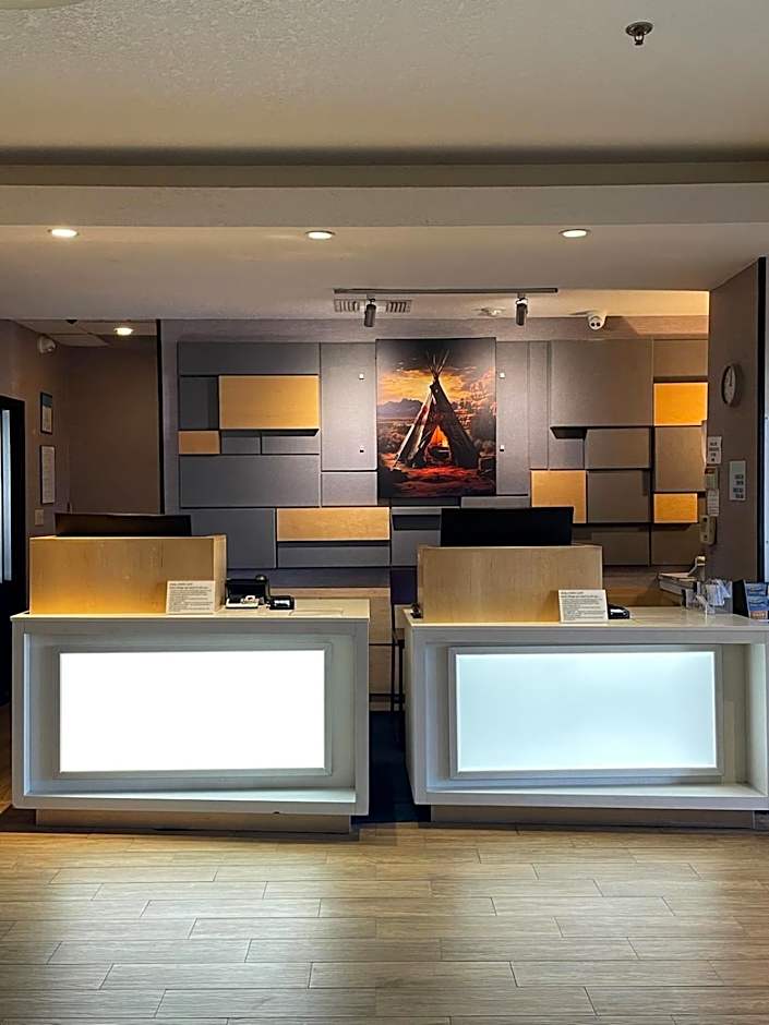 Route 66 inn & Suites