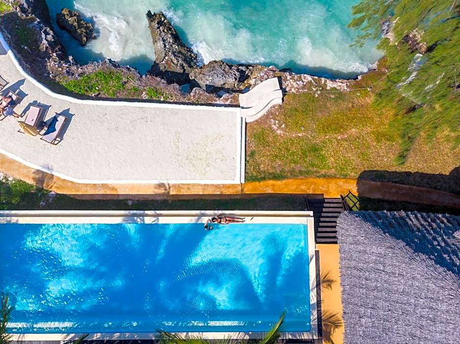 Sunshine Marine Lodge