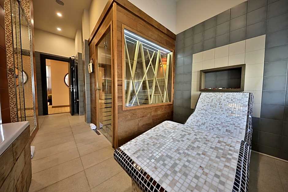 Atera Business Suites