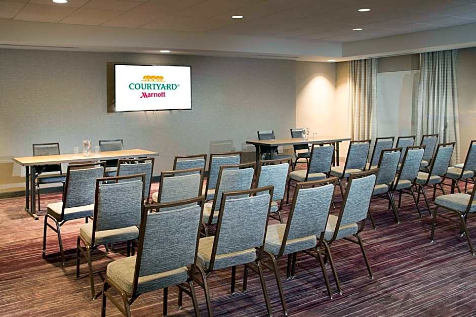 Courtyard by Marriott Largo Medical Center Drive