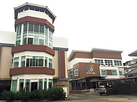 Hotel Le Lerts Living