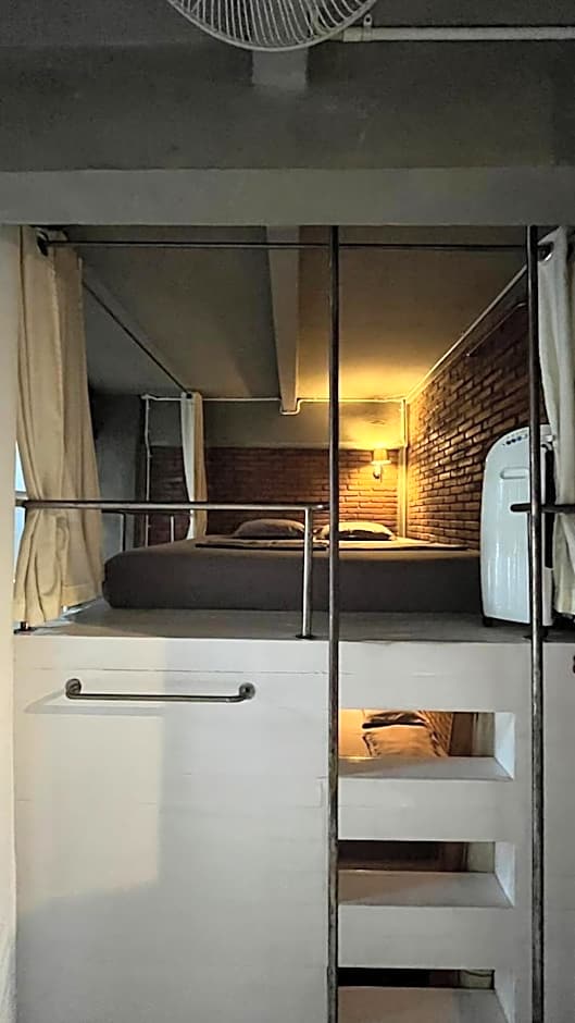 Shelter Hostel Malang