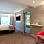 Holiday Inn Express - Cambridge West - Cambourne By IHG