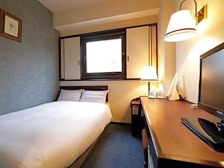 Single Room B-Type - Non-Smoking